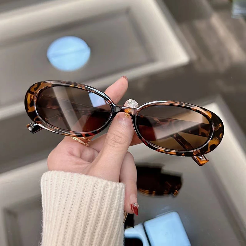 Neue Ovale Vintage-Sonnenbrill – Women'S Fashion Eyeglasses Bewertung und Preis